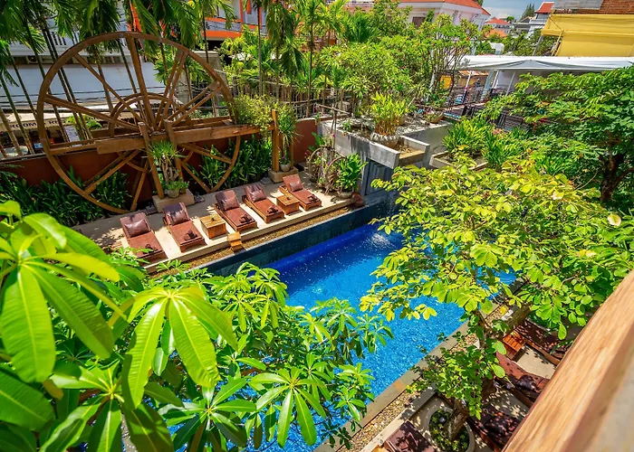 Hotel Golden Temple